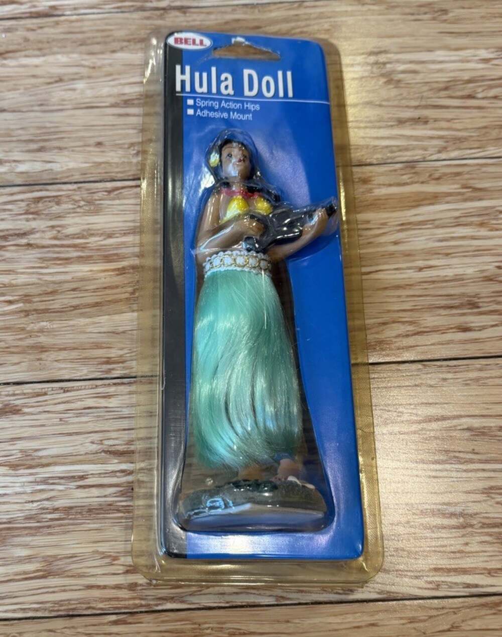 Bell 2001 Edition Hula Doll Spring Action 36707k Dash Mount NEW/SEALED 6.75”